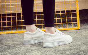 Skateboarding shoes for women, very confortable and beautyful. Womens foorwear. White and rose